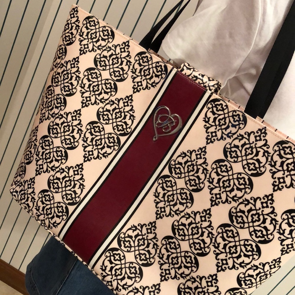 Summery Brighton Tote Bag View 2